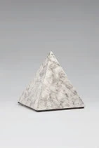 Grau, Pyramide, Keramik