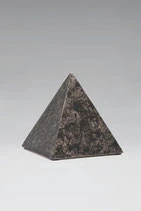 Schwarz, Pyramide, Keramik